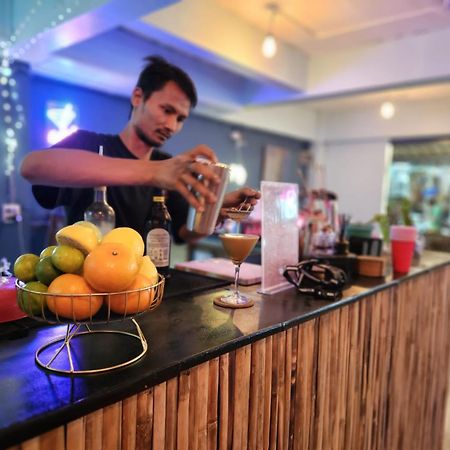 Tiki Tribe Bar & Hostel Тао Екстер'єр фото