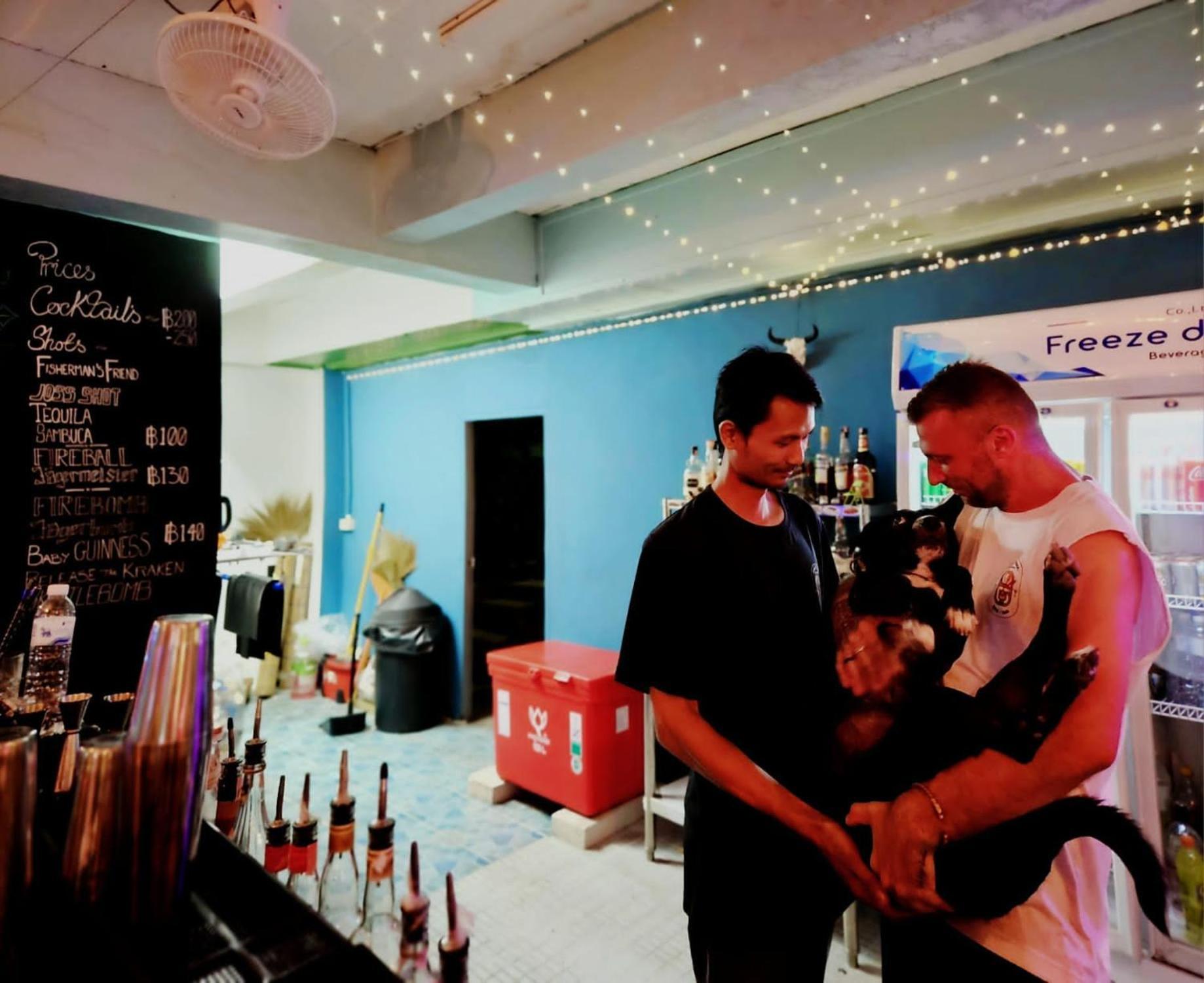 Tiki Tribe Bar & Hostel Тао Екстер'єр фото
