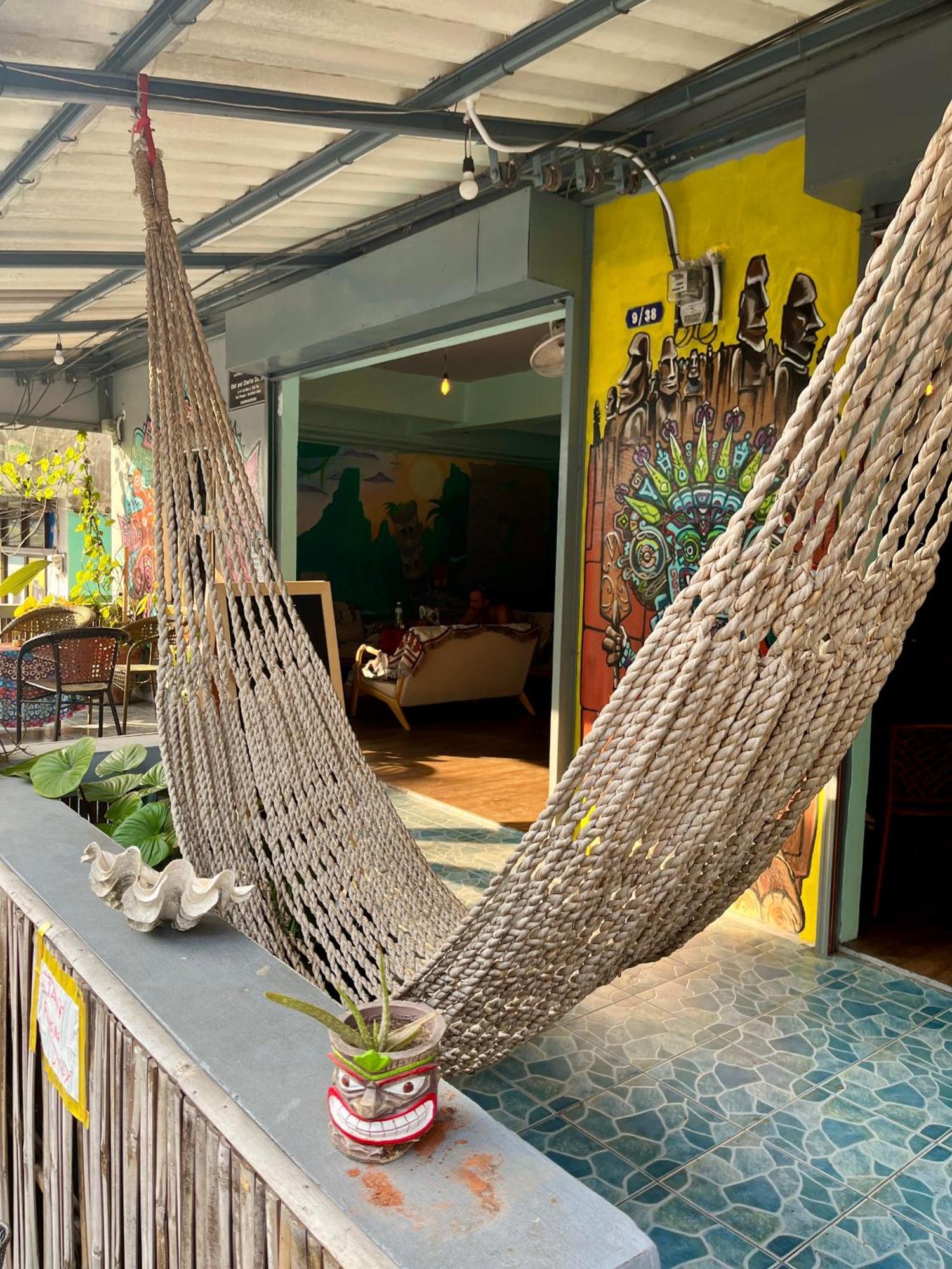 Tiki Tribe Bar & Hostel Тао Екстер'єр фото