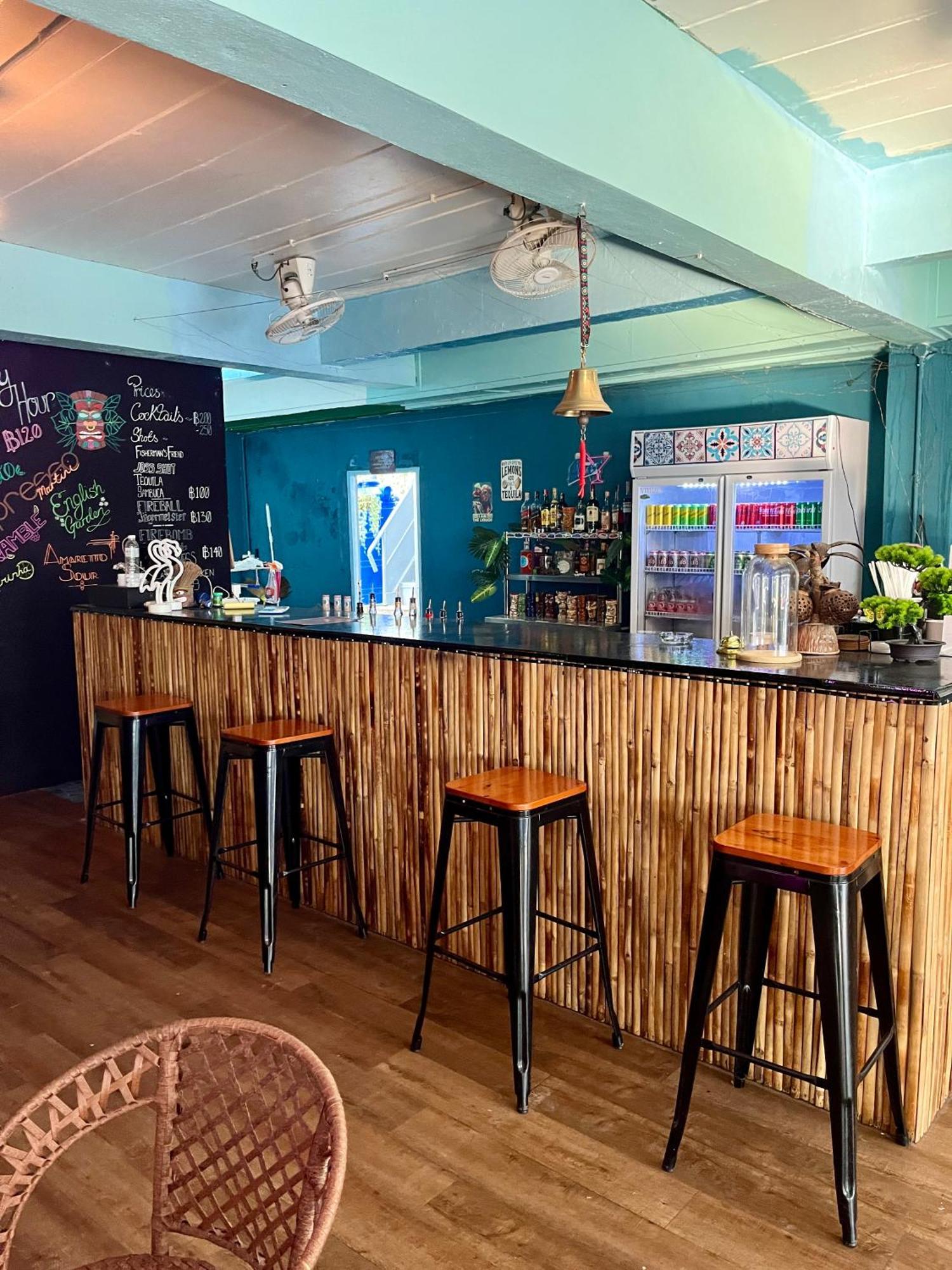 Tiki Tribe Bar & Hostel Тао Екстер'єр фото
